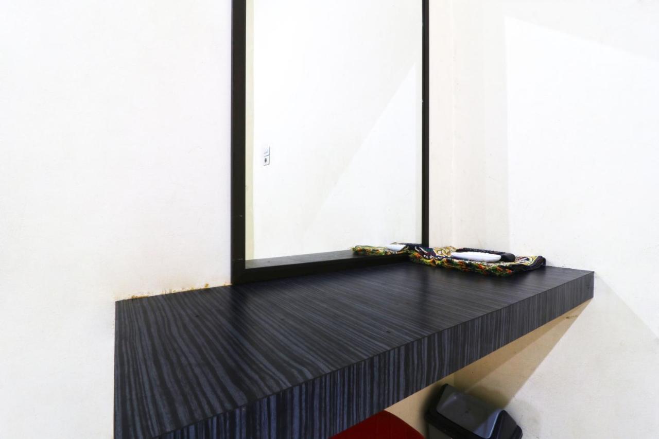 Guest House Taman Sari Syariah Pekanbaru Esterno foto