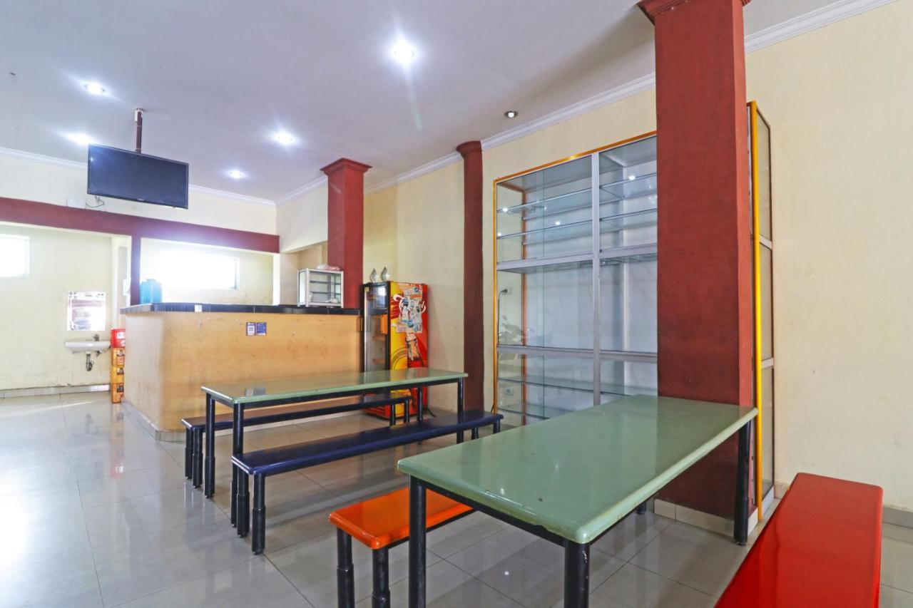 Guest House Taman Sari Syariah Pekanbaru Esterno foto